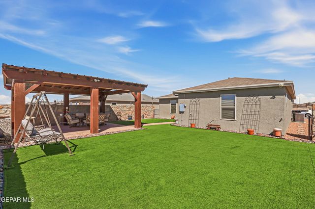 14308 Paraiso Drive, Horizon City, TX 79928