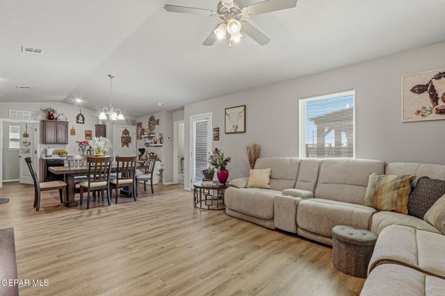 14308 Paraiso Drive, Horizon City, TX 79928