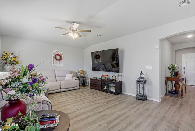 14308 Paraiso Drive, Horizon City, TX 79928