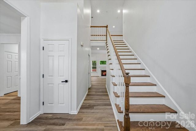 2622 Billings Park Drive, Charlotte, NC 28213