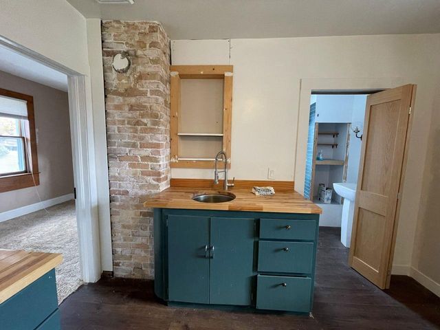 212 N WATER STREET, Algoma, WI 54201