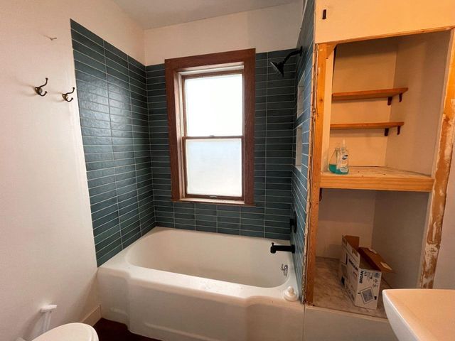 212 N WATER STREET, Algoma, WI 54201