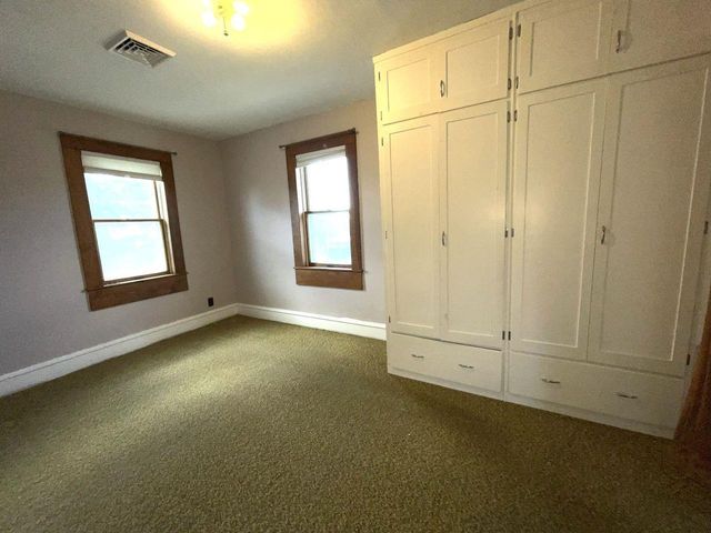 212 N WATER STREET, Algoma, WI 54201