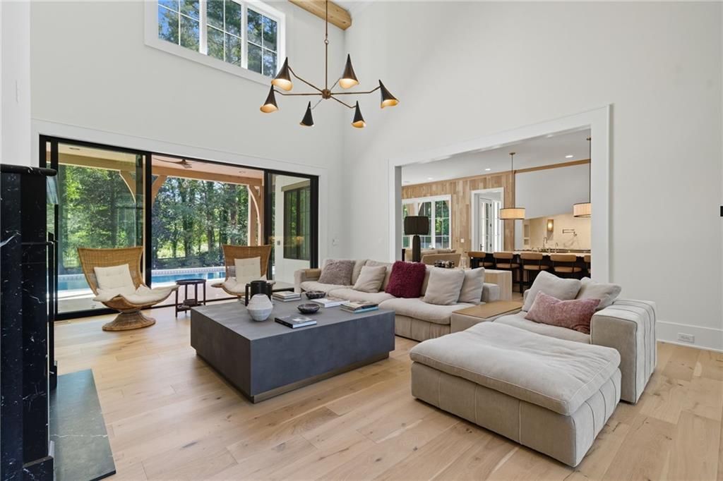 Image 18 of property listing at 14801 HOPEWELL Road, Alpharetta, GA 30004