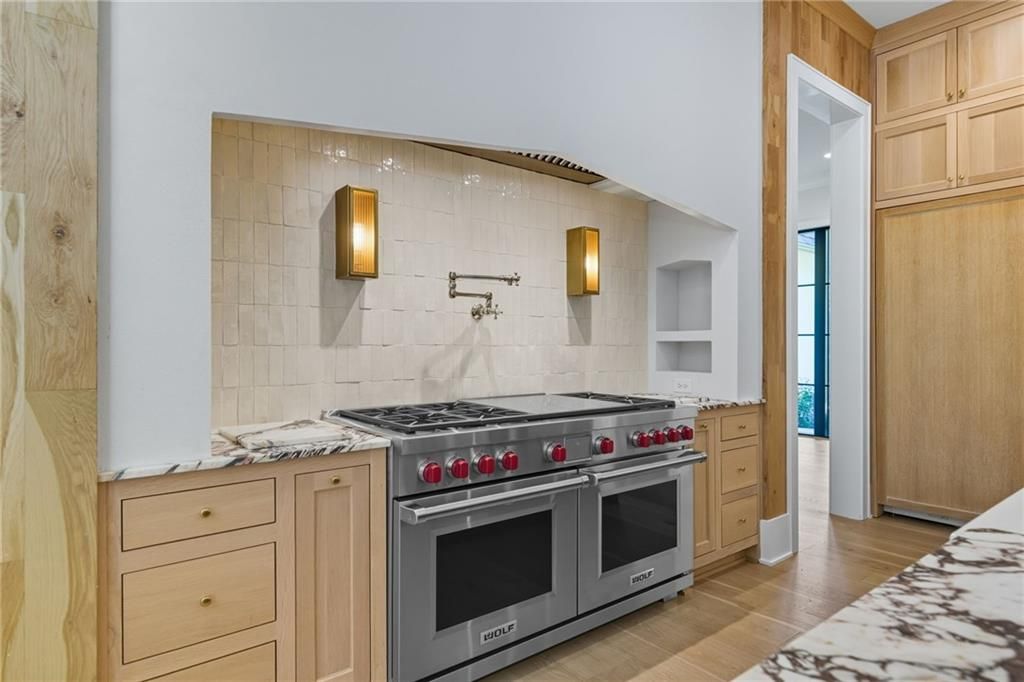 Image 21 of property listing at 14801 HOPEWELL Road, Alpharetta, GA 30004