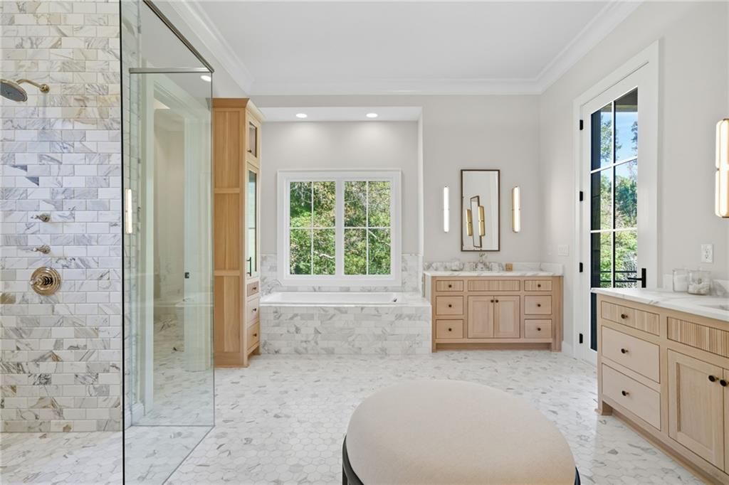 Image 25 of property listing at 14801 HOPEWELL Road, Alpharetta, GA 30004