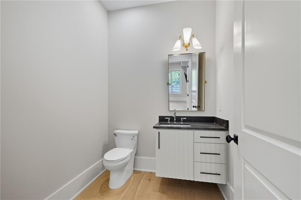 Image 47 of property listing at 14801 HOPEWELL Road, Alpharetta, GA 30004