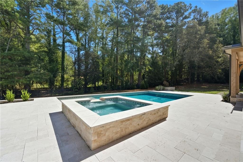 Image 56 of property listing at 14801 HOPEWELL Road, Alpharetta, GA 30004
