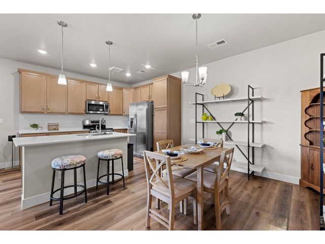 6825 Maple Leaf Dr 102, Timnath, CO 80547