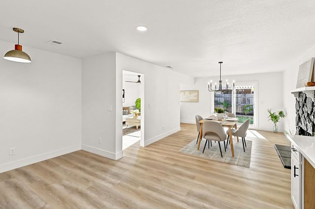 2916 Belmar St, Sacramento, CA 95826