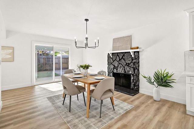 2916 Belmar St, Sacramento, CA 95826