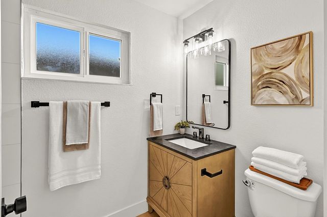 2916 Belmar St, Sacramento, CA 95826