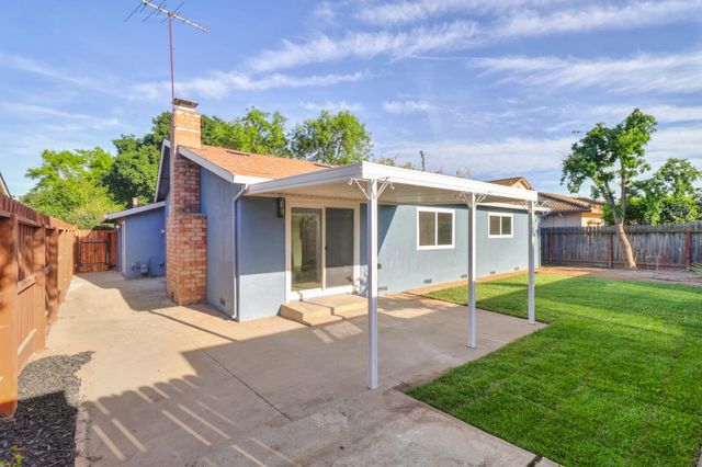2916 Belmar St, Sacramento, CA 95826