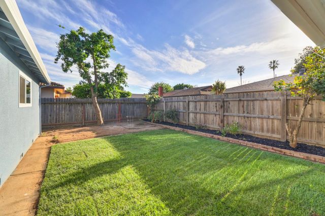 2916 Belmar St, Sacramento, CA 95826