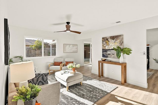 2916 Belmar St, Sacramento, CA 95826