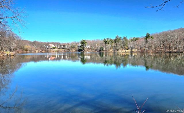 46 Long Hill Road, Hopewell Junction, NY 12533
