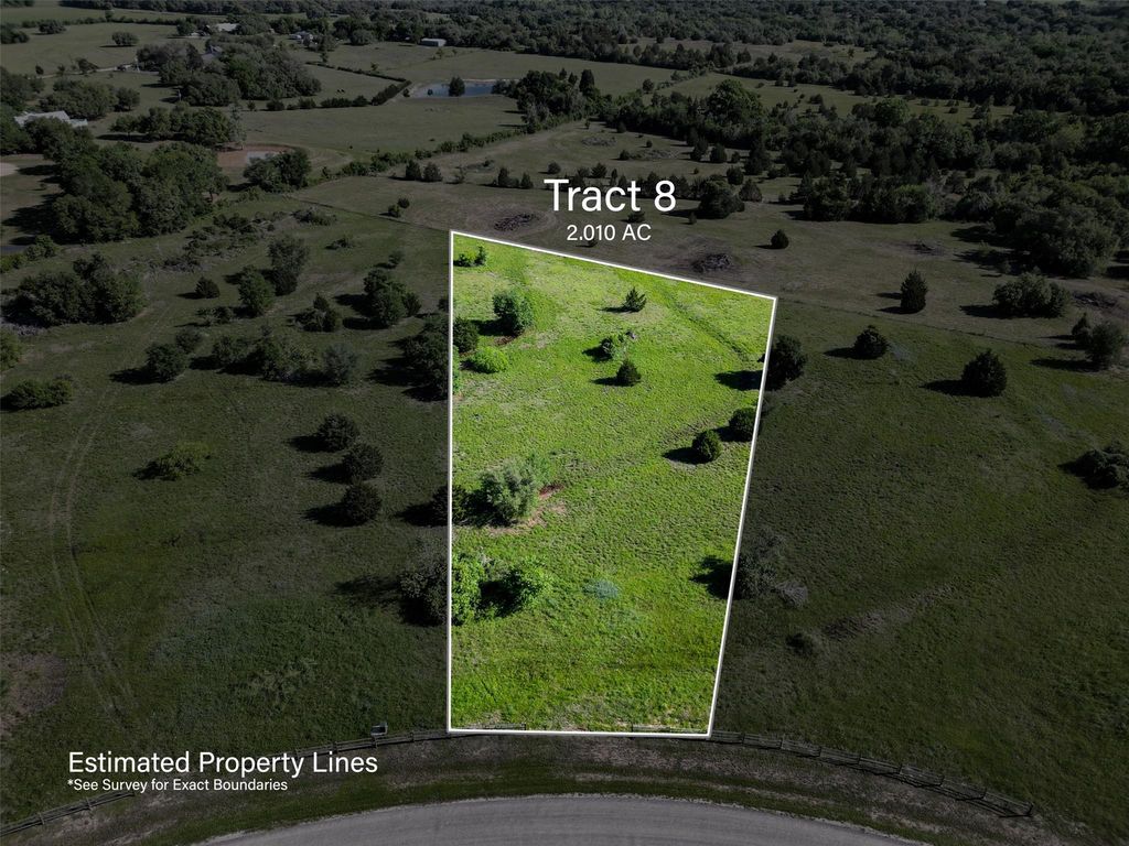 140 Woodland Meadows Lane, La Grange, TX 78945
