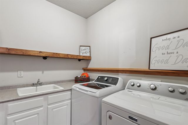 849 SE Delaware Avenue, Ankeny, IA 50021