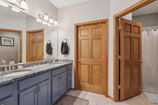 849 SE Delaware Avenue, Ankeny, IA 50021