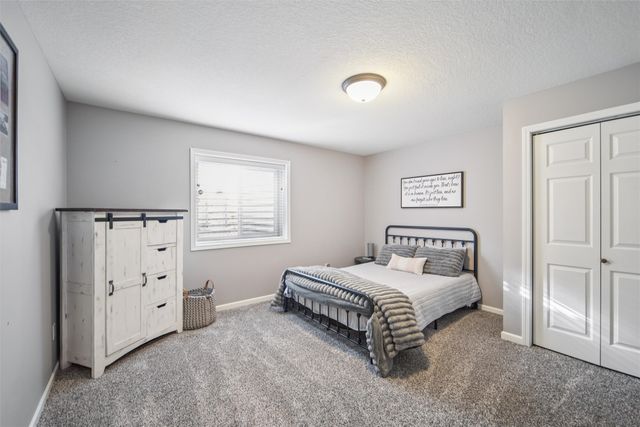 849 SE Delaware Avenue, Ankeny, IA 50021