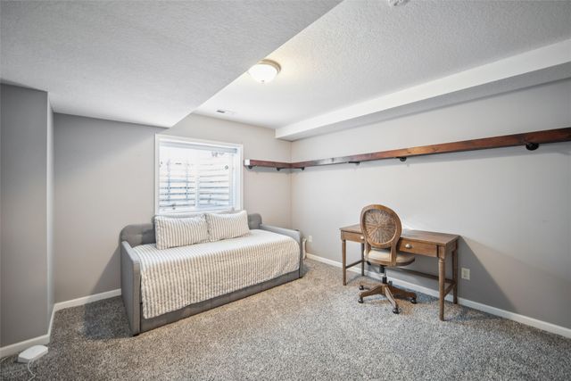 849 SE Delaware Avenue, Ankeny, IA 50021