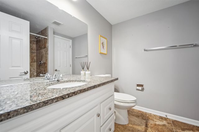 849 SE Delaware Avenue, Ankeny, IA 50021