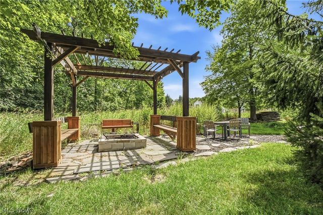 5859 Trystin Tree Drive, Medina, OH 44256