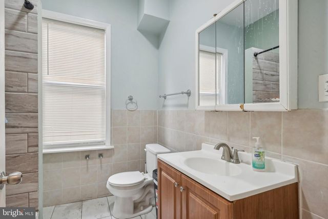 2212 N CAMAC ST, Philadelphia, PA 19133
