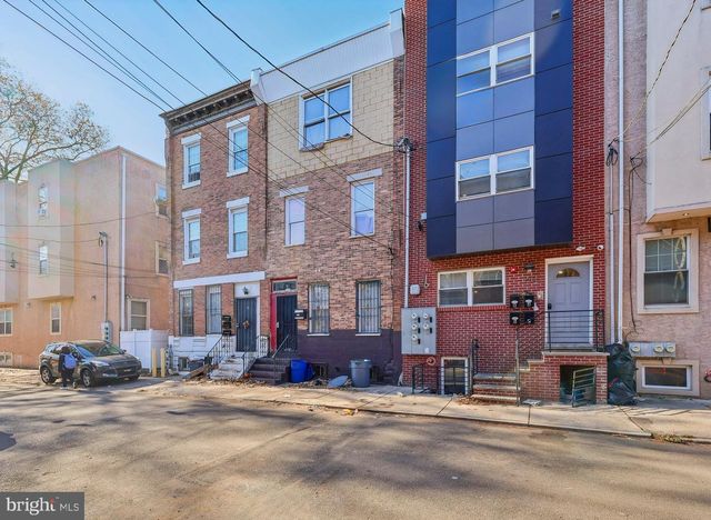 2212 N CAMAC ST, Philadelphia, PA 19133