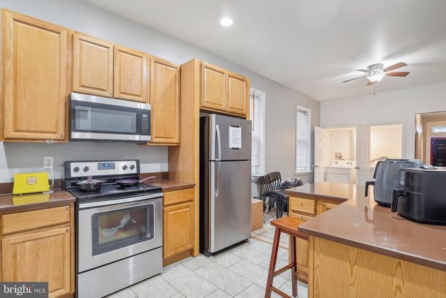2212 N CAMAC ST, Philadelphia, PA 19133