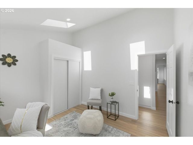 2455 W 29TH Ave, Eugene, OR 97405