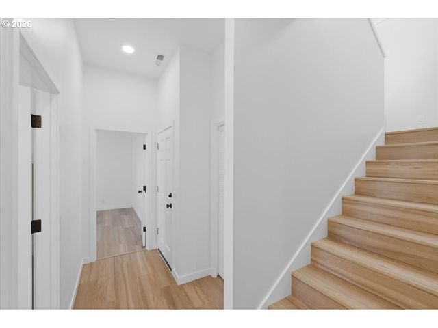 2455 W 29TH Ave, Eugene, OR 97405