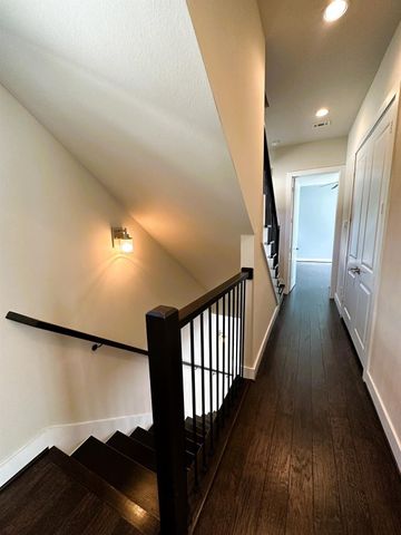 4406 Eli Street C, Houston, TX 77007