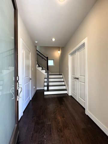 4406 Eli Street C, Houston, TX 77007