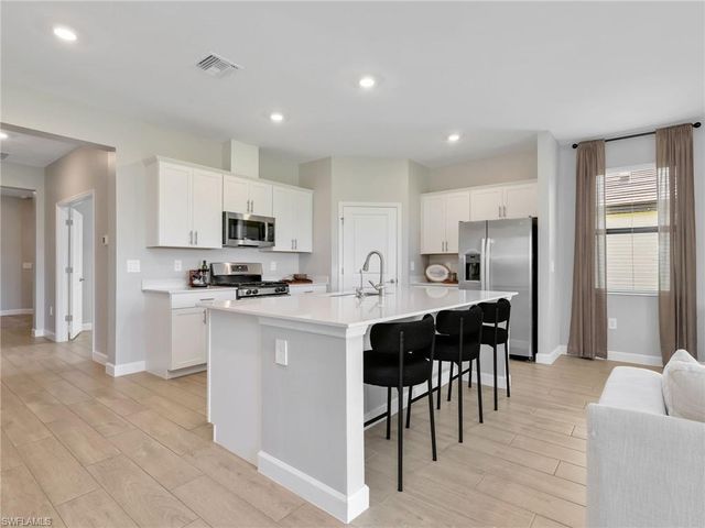 20685 Napa LOOP, Estero, FL 33928