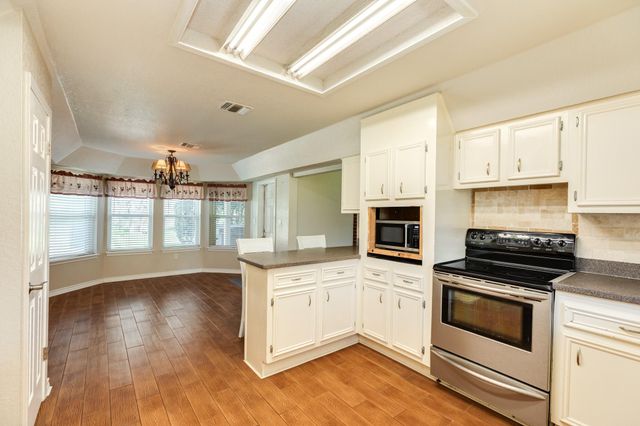 555 County Road 502a, Sweeny, TX 77480