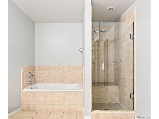 3701 Arapahoe Ave 402, Boulder, CO 80303