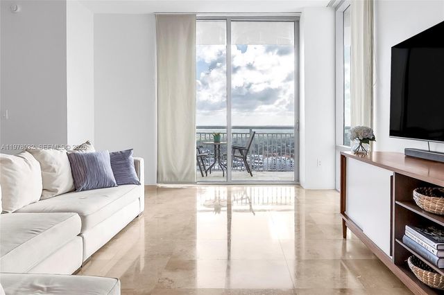 9066 SW 73rd Ct PH2402, Miami, FL 33156