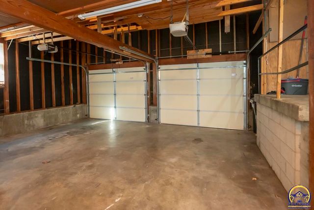 701 SW Watson AVE, Topeka, KS 66606