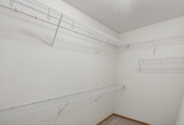 5153 Yuma Lane N, Plymouth, MN 55446