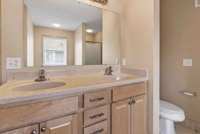 5153 Yuma Lane N, Plymouth, MN 55446