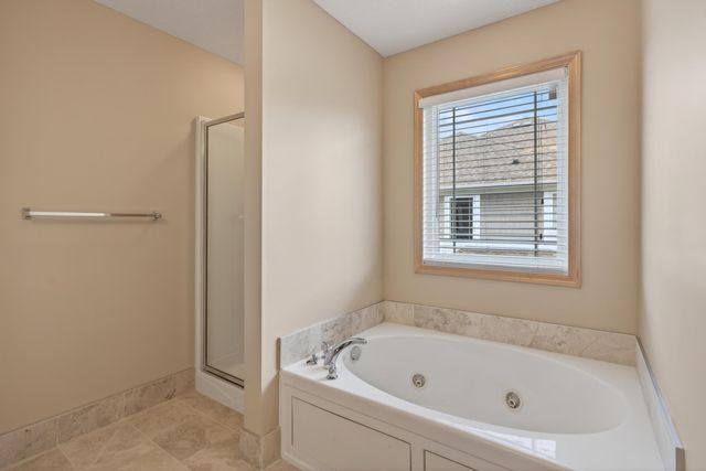 5153 Yuma Lane N, Plymouth, MN 55446