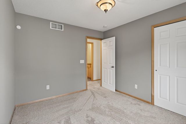 5153 Yuma Lane N, Plymouth, MN 55446
