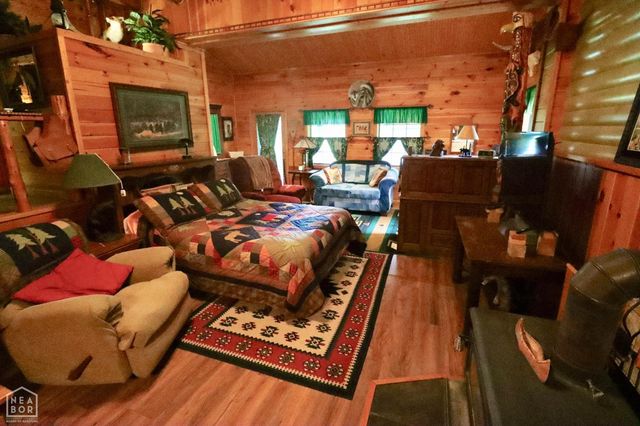 1463 Browns Chapel Rd, Viola, AR 72583