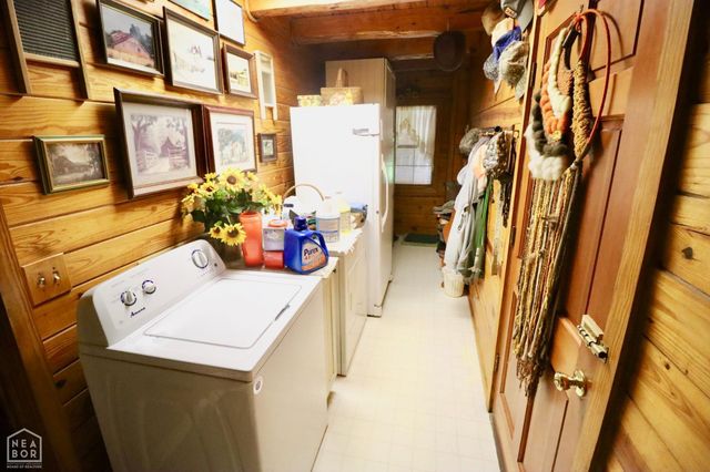 1463 Browns Chapel Rd, Viola, AR 72583