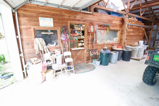 1463 Browns Chapel Rd, Viola, AR 72583