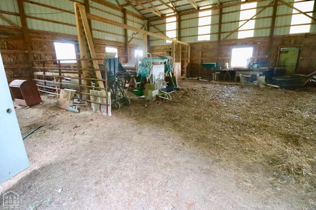 1463 Browns Chapel Rd, Viola, AR 72583