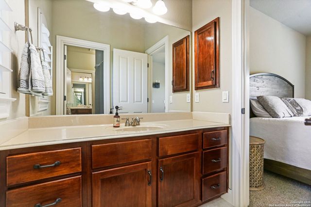 927 Scenic Stroll, San Antonio, TX 78260