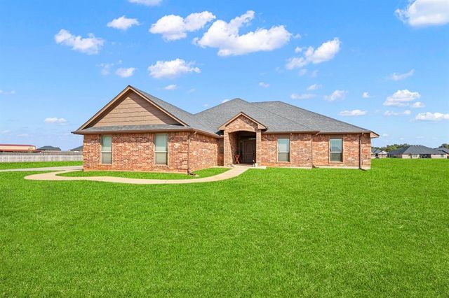 29837 E 830 Road, Cashion, OK 73016