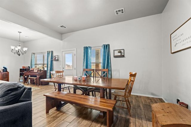29837 E 830 Road, Cashion, OK 73016